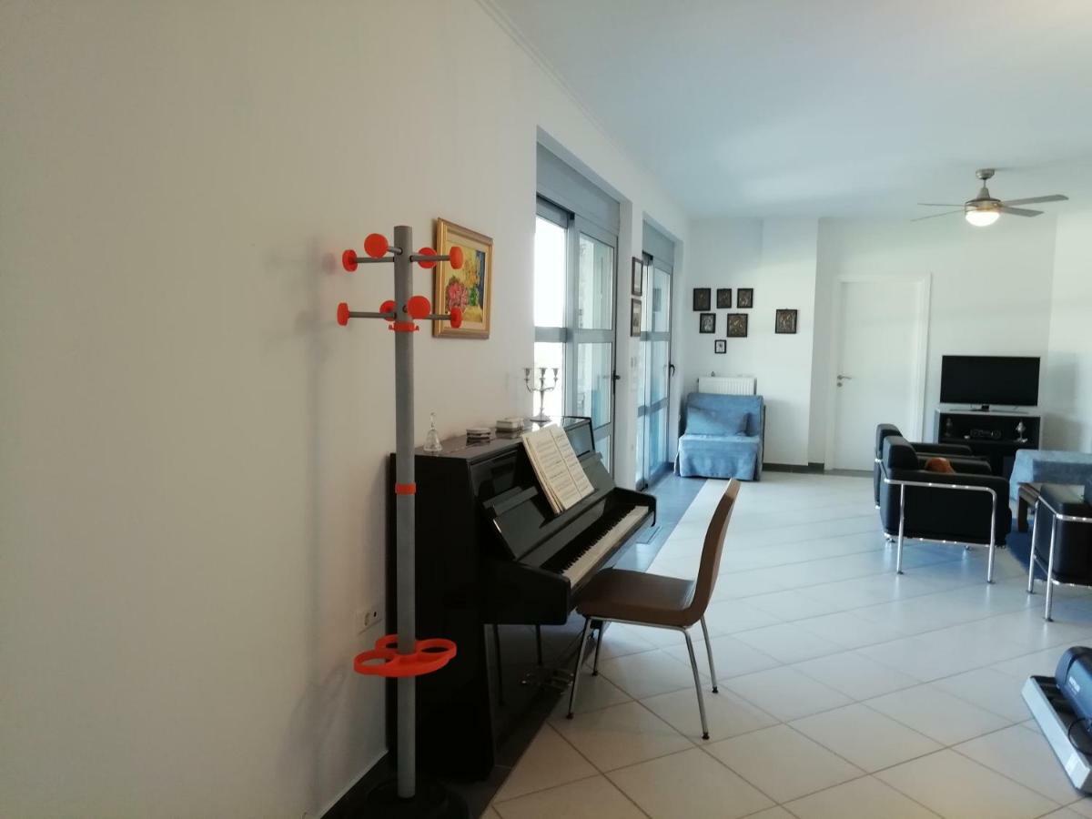 Dimitra Hotel Rafina  Ngoại thất bức ảnh